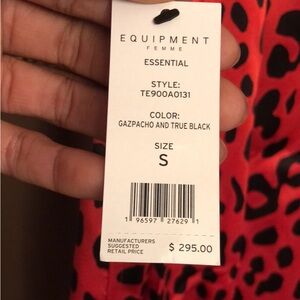 I’m selling a Brand New Equipment Femme silk shirt!